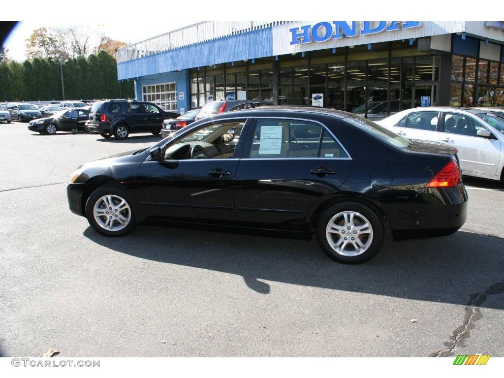 2007 Accord SE Sedan - Nighthawk Black Pearl / Ivory photo #8