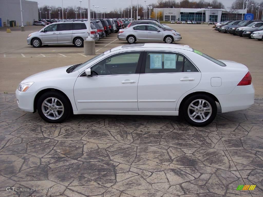 2007 Accord EX-L Sedan - Taffeta White / Ivory photo #4