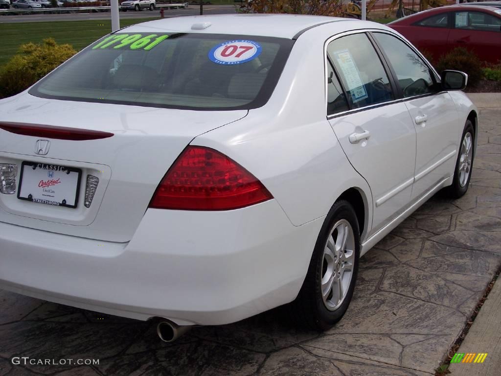 2007 Accord EX-L Sedan - Taffeta White / Ivory photo #8