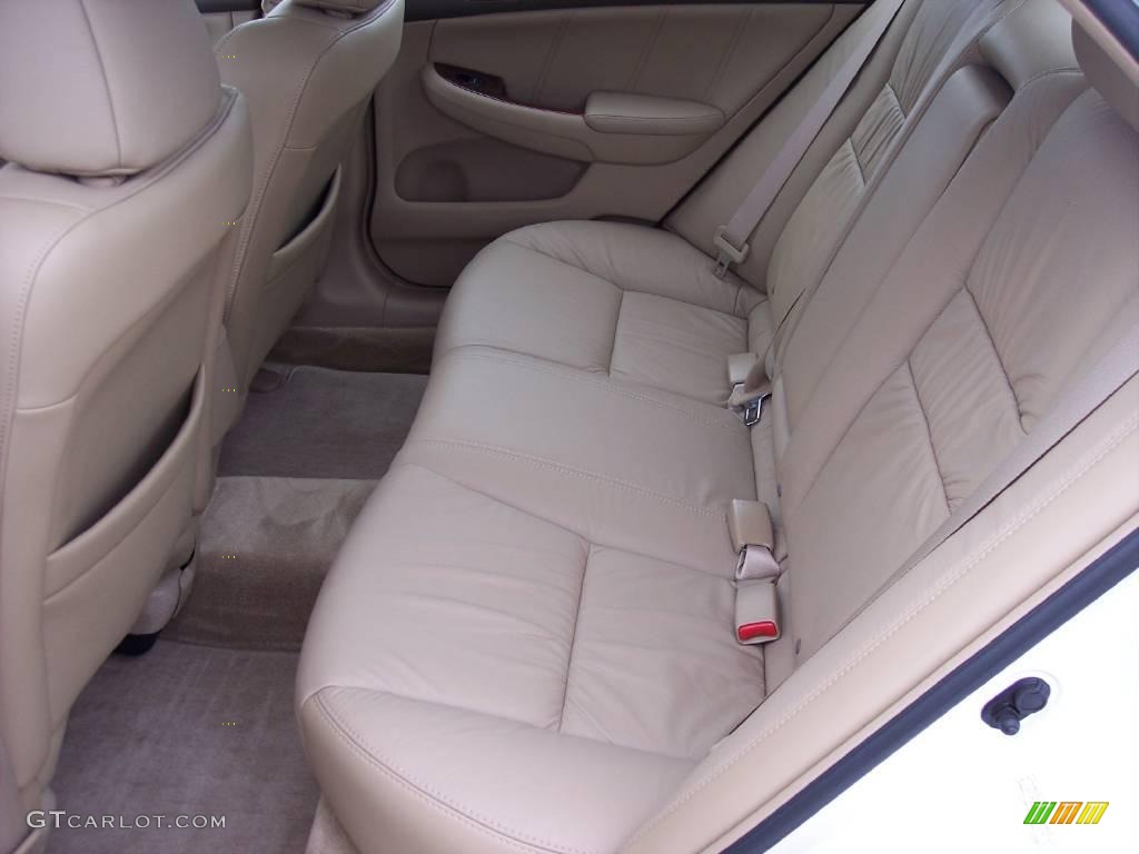 2007 Accord EX-L Sedan - Taffeta White / Ivory photo #18