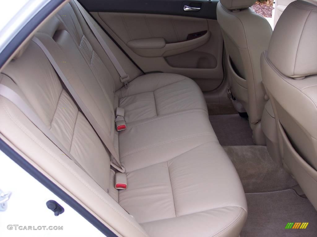 2007 Accord EX-L Sedan - Taffeta White / Ivory photo #19