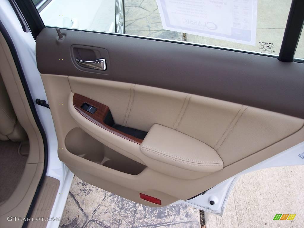 2007 Accord EX-L Sedan - Taffeta White / Ivory photo #20