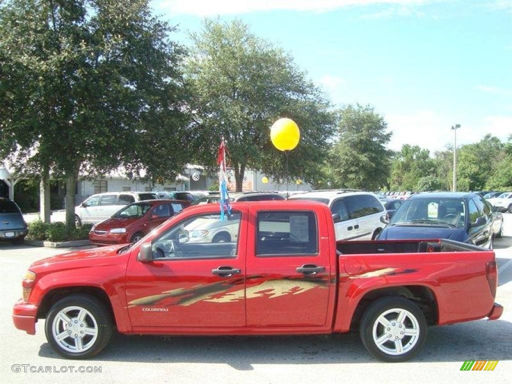 2004 Colorado LS Crew Cab - Victory Red / Sport Pewter photo #2
