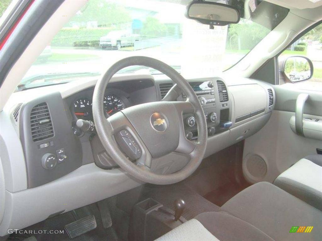 2008 Silverado 1500 LS Regular Cab 4x4 - Victory Red / Dark Titanium photo #5