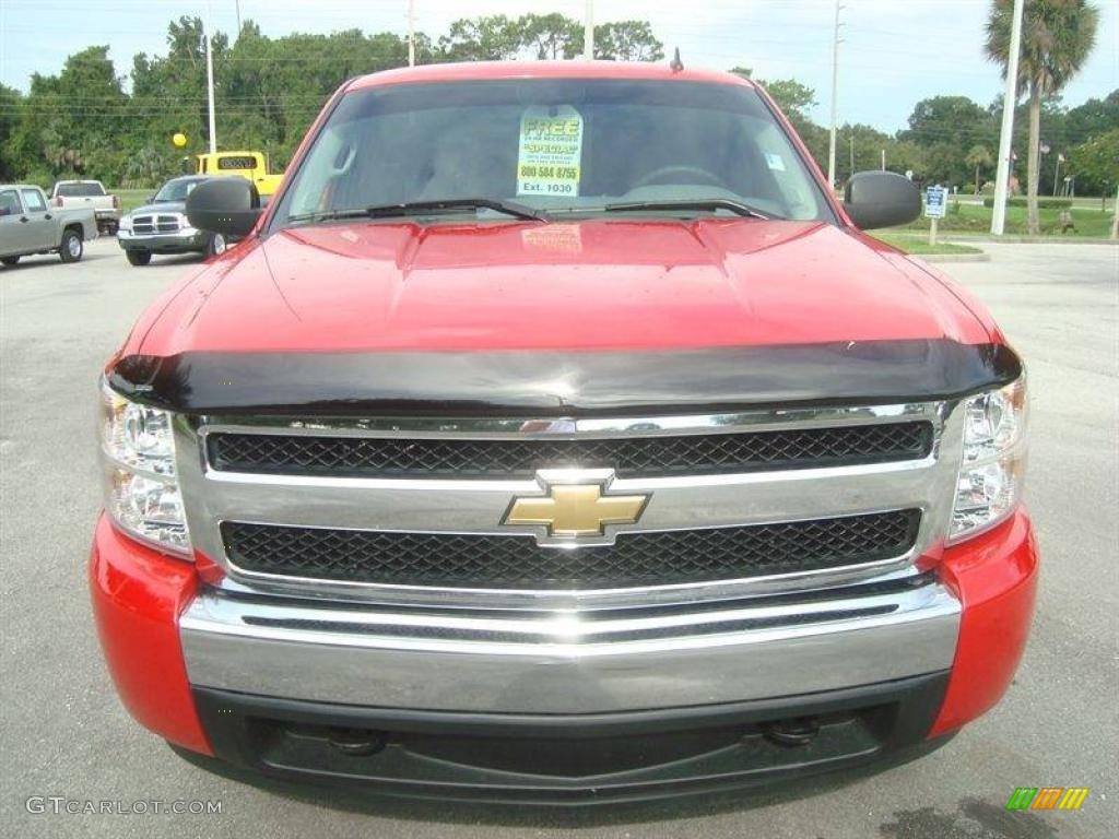 2008 Silverado 1500 LS Regular Cab 4x4 - Victory Red / Dark Titanium photo #11