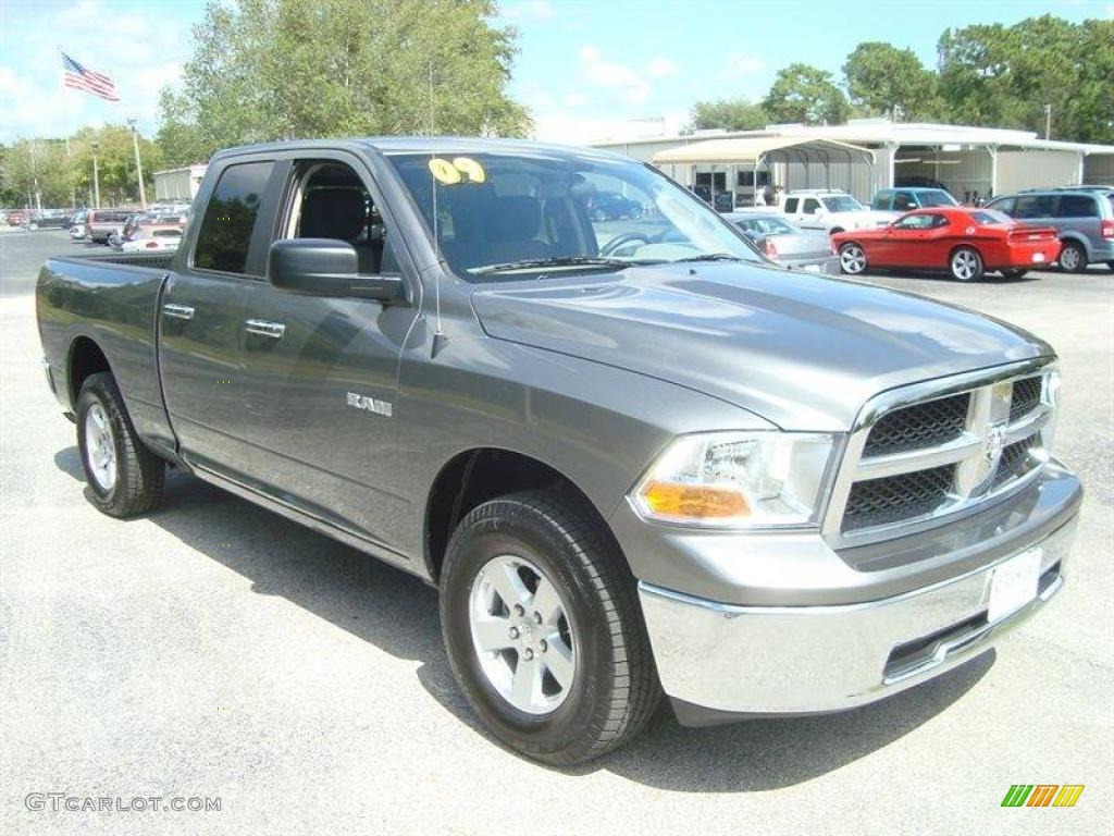 2009 Ram 1500 SLT Quad Cab 4x4 - Mineral Gray Metallic / Dark Slate/Medium Graystone photo #10