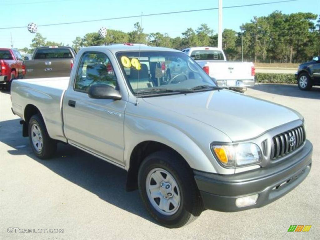 2004 Tacoma Regular Cab - Lunar Mist Metallic / Charcoal photo #9