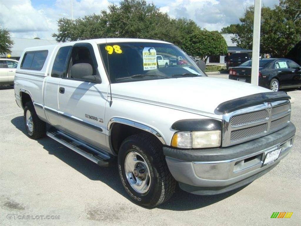 1998 Ram 1500 ST Extended Cab - Bright White / Gray photo #10