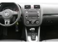 Black - Jetta SE Sedan Photo No. 5