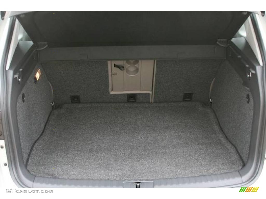 2010 Tiguan S - White Gold Metallic / Clay Gray photo #17