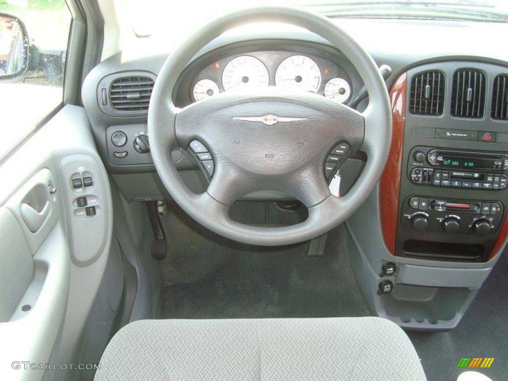 2007 Town & Country LX - Bright Silver Metallic / Medium Slate Gray photo #6