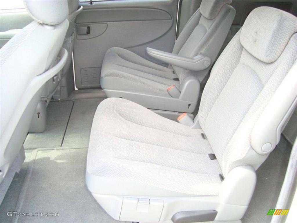 2006 Grand Caravan SXT - Stone White / Medium Slate Gray photo #5