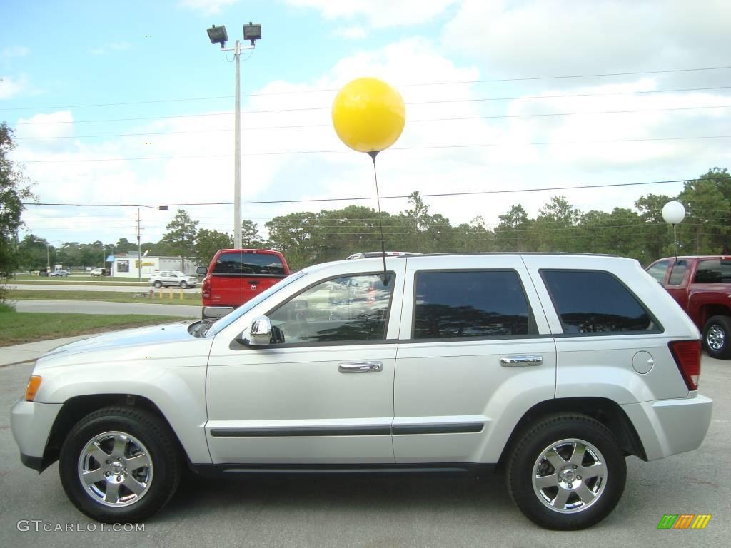 2008 Grand Cherokee Laredo - Bright Silver Metallic / Dark Slate Gray photo #2