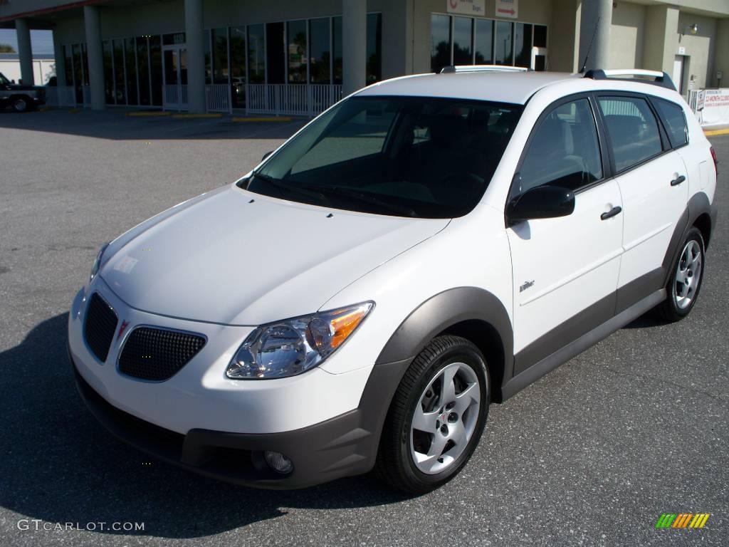 Frosty White Pontiac Vibe