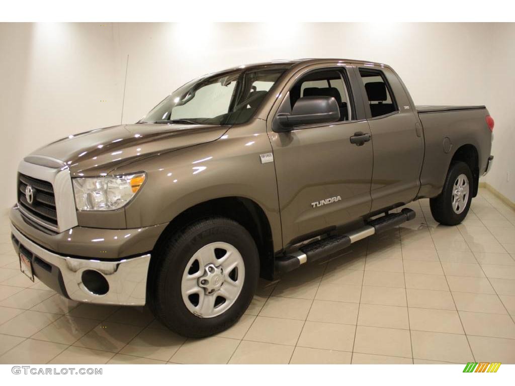 2007 Tundra SR5 Double Cab - Pyrite Mica / Black photo #3