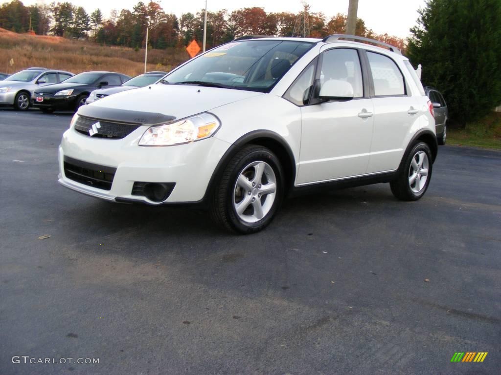 2008 SX4 Crossover AWD - White Water Pearl / Black photo #1