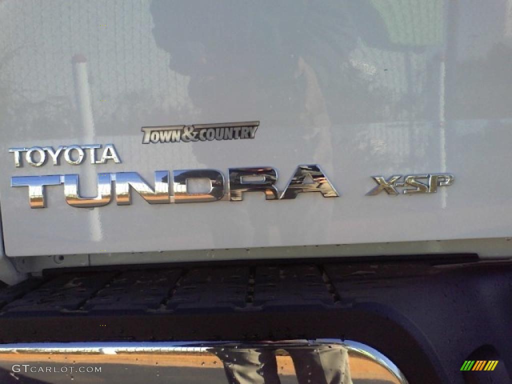 2010 Tundra X-SP Double Cab - Super White / Sand Beige photo #27