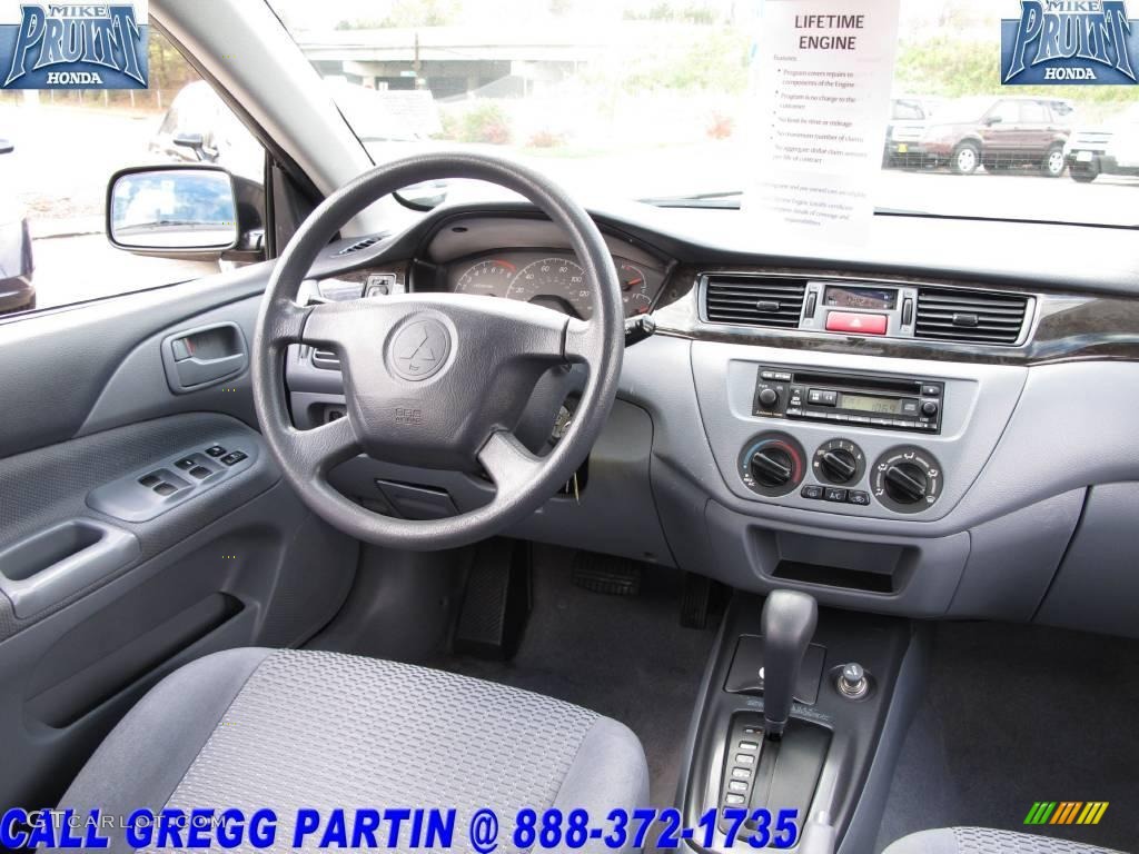 2002 Lancer ES - Thunder Gray Metallic / Gray photo #15