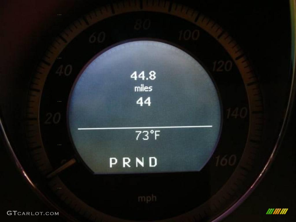 2010 E 350 Coupe - Arctic White / Black photo #11