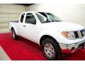 Avalanche White - Frontier XE King Cab Photo No. 15