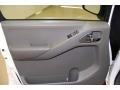 Avalanche White - Frontier XE King Cab Photo No. 16