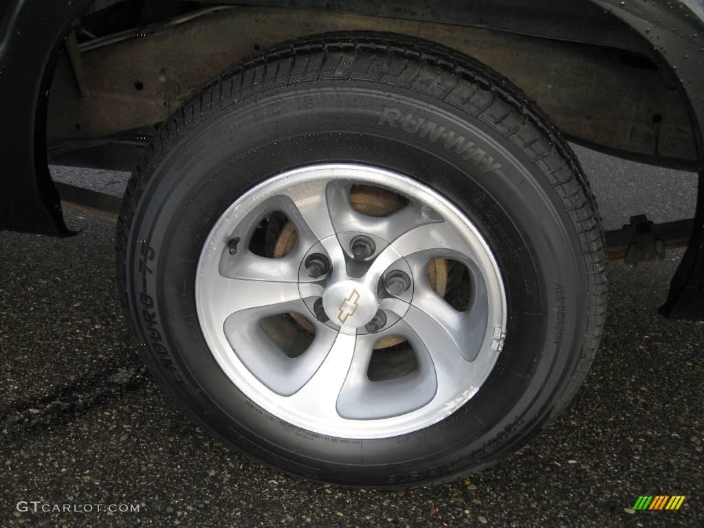 2000 S10 LS Extended Cab - Onyx Black / Medium Gray photo #13