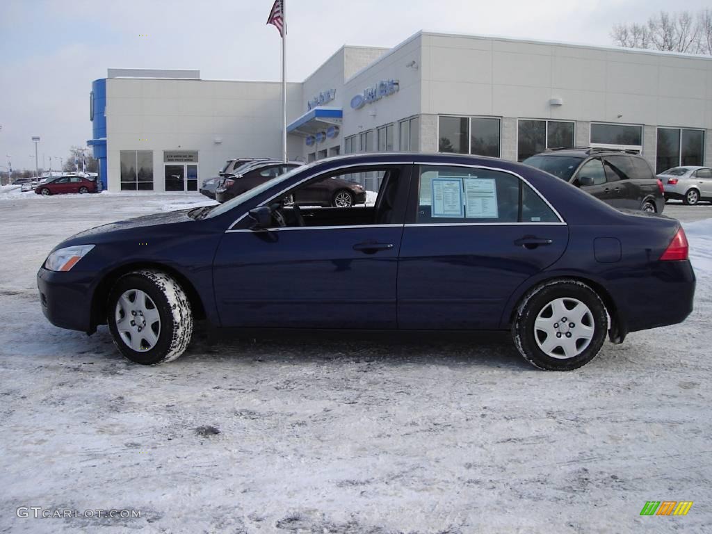 2006 Accord LX Sedan - Royal Blue Pearl / Gray photo #2