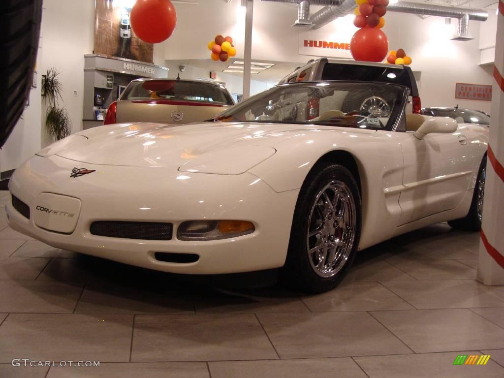 2002 Corvette Convertible - Speedway White / Light Oak photo #1