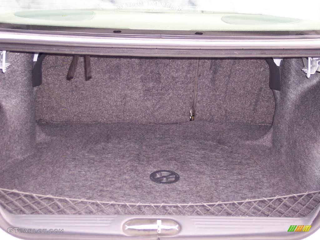 2002 Malibu LS Sedan - Bright White / Neutral photo #11