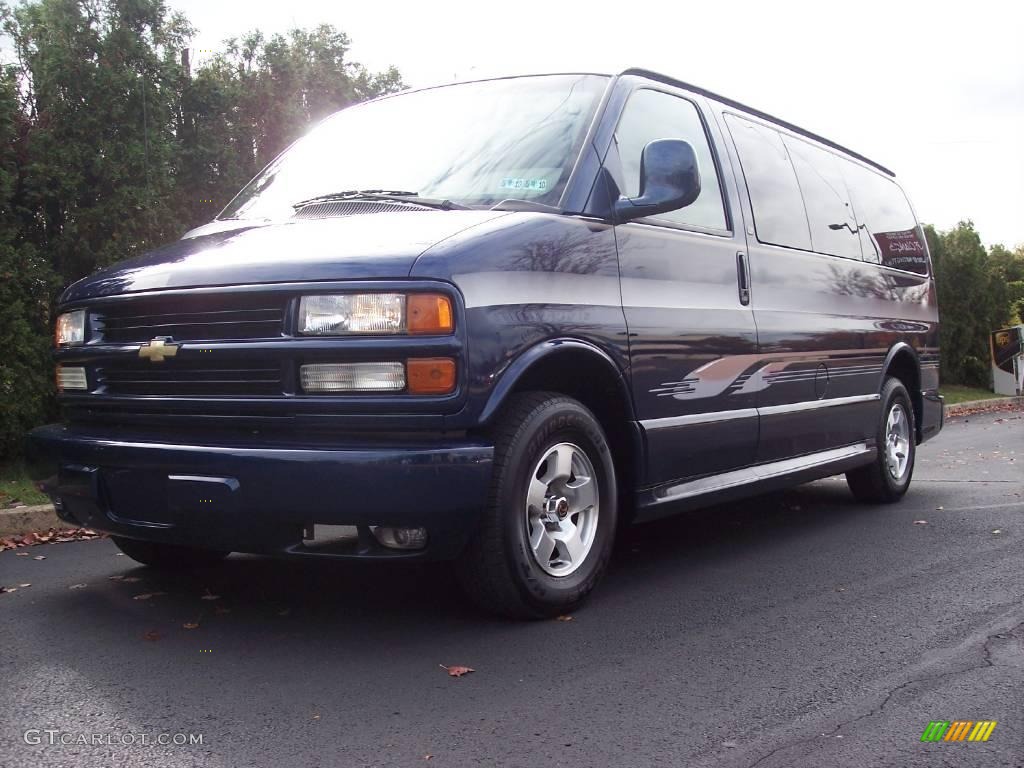 2001 Express 1500 LS Passenger Van - Indigo Blue Metallic / Neutral photo #4