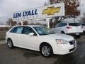 White - Malibu Maxx LT Wagon Photo No. 1