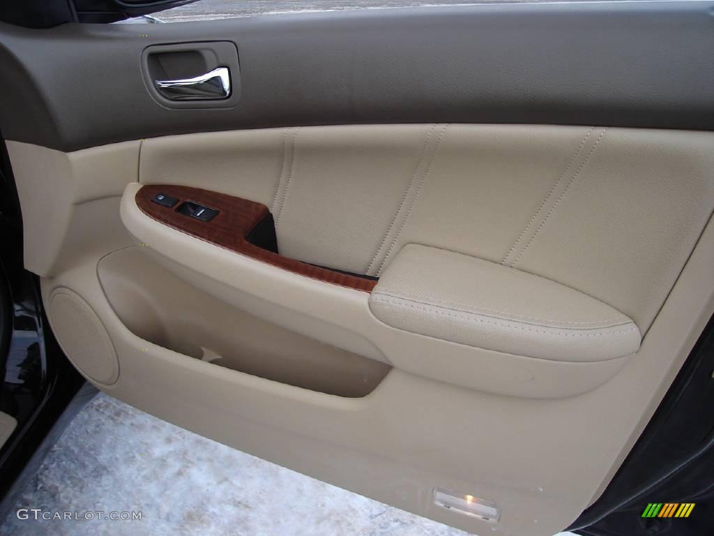 2006 Accord EX-L V6 Sedan - Nighthawk Black Pearl / Ivory photo #17