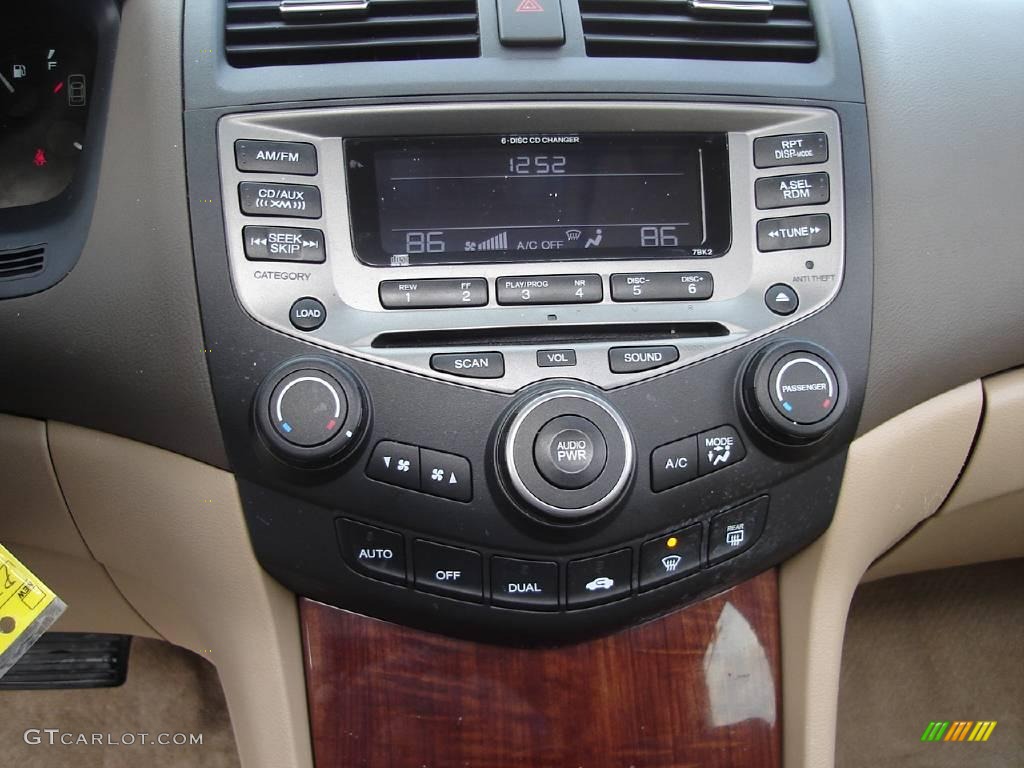 2006 Accord EX-L V6 Sedan - Nighthawk Black Pearl / Ivory photo #23