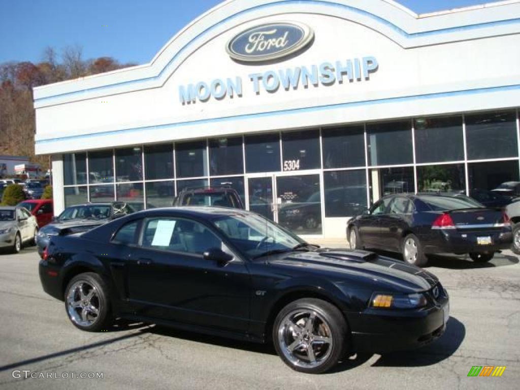2001 Mustang GT Coupe - Black / Dark Charcoal photo #1