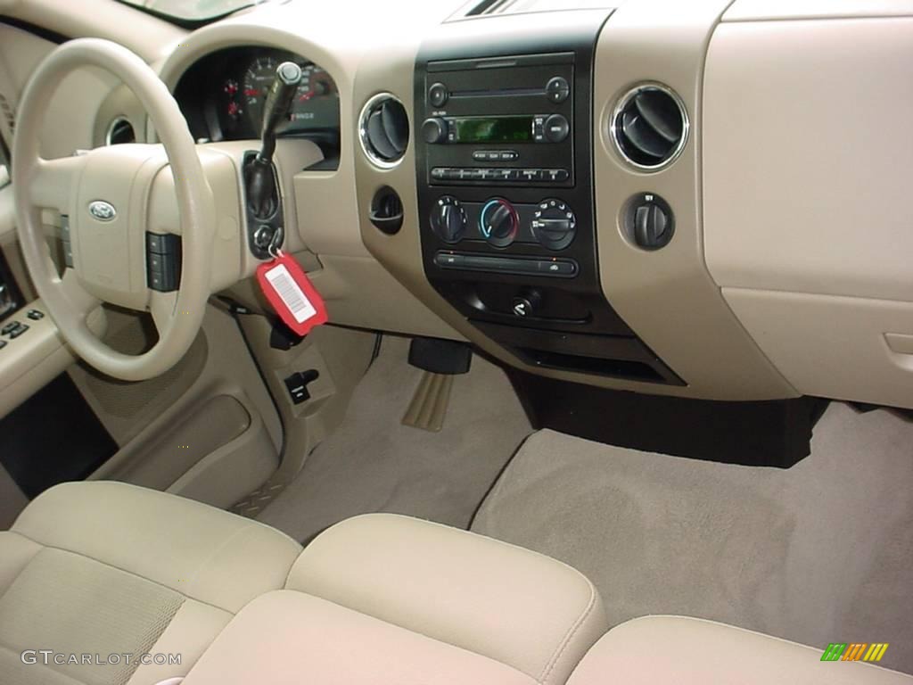 2006 F150 XLT SuperCab - Oxford White / Tan photo #13