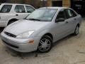 2001 CD Silver Metallic Ford Focus SE Sedan  photo #1
