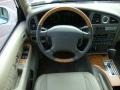 2001 Dover White Infiniti QX4 4x4  photo #40