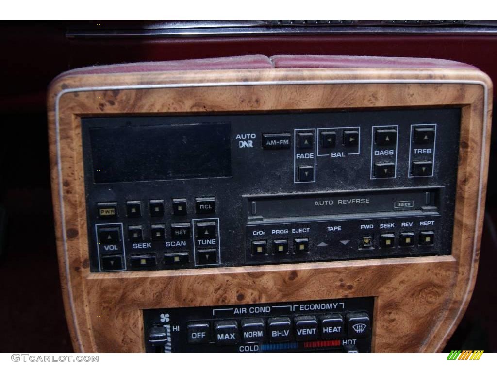 1989 Skylark Limited Sedan - Medium Garnet Red Metallic / Red photo #24