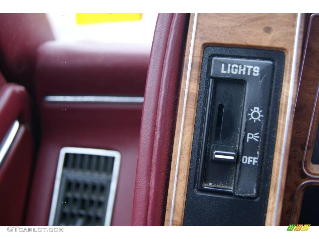 1989 Skylark Limited Sedan - Medium Garnet Red Metallic / Red photo #32