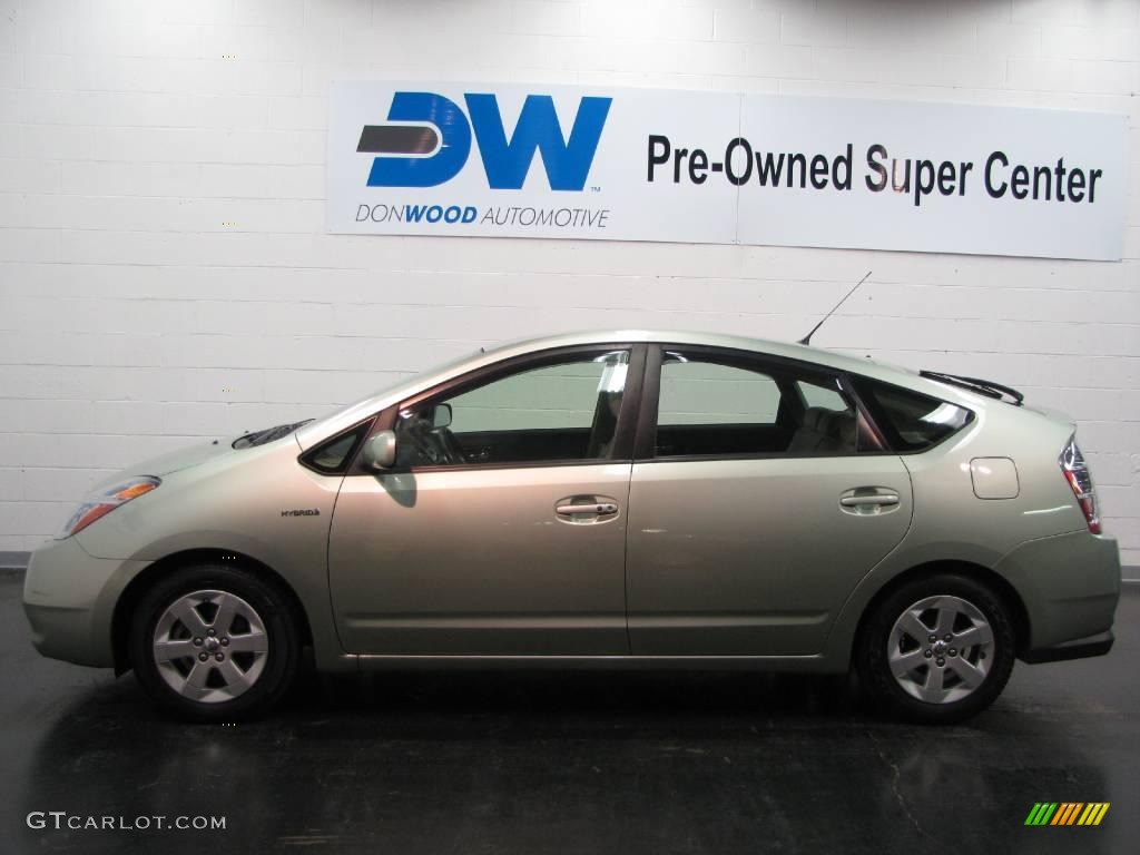 2007 Prius Hybrid - Silver Pine Green Mica / Dark Gray photo #5