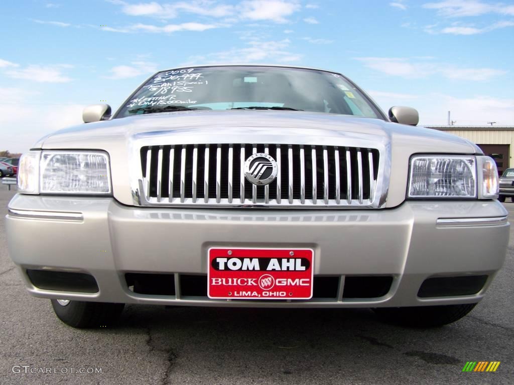 2009 Grand Marquis LS - Smokestone Metallic / Medium Light Stone photo #3