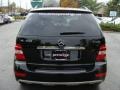 Black - ML 350 4Matic Photo No. 5