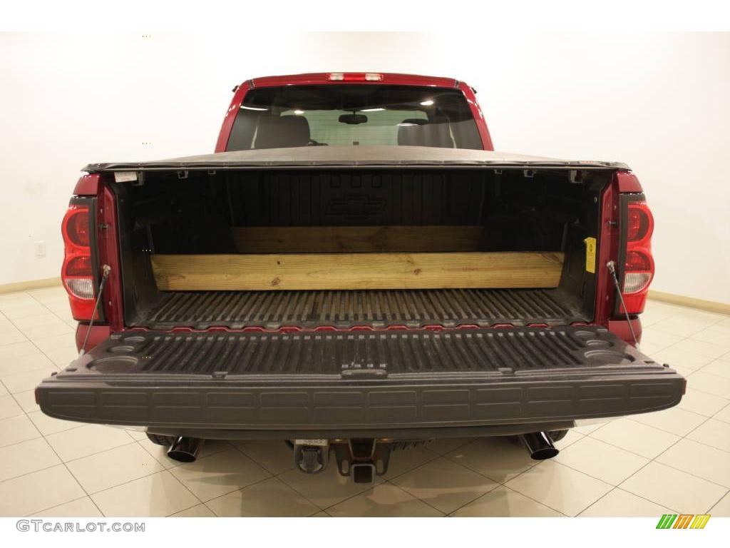2006 Silverado 1500 LS Extended Cab 4x4 - Sport Red Metallic / Dark Charcoal photo #15