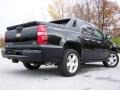 Black - Avalanche LTZ 4x4 Photo No. 8