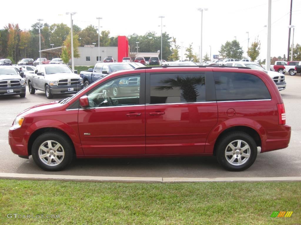2008 Town & Country Touring - Inferno Red Crystal Pearlcoat / Medium Slate Gray/Light Shale photo #2