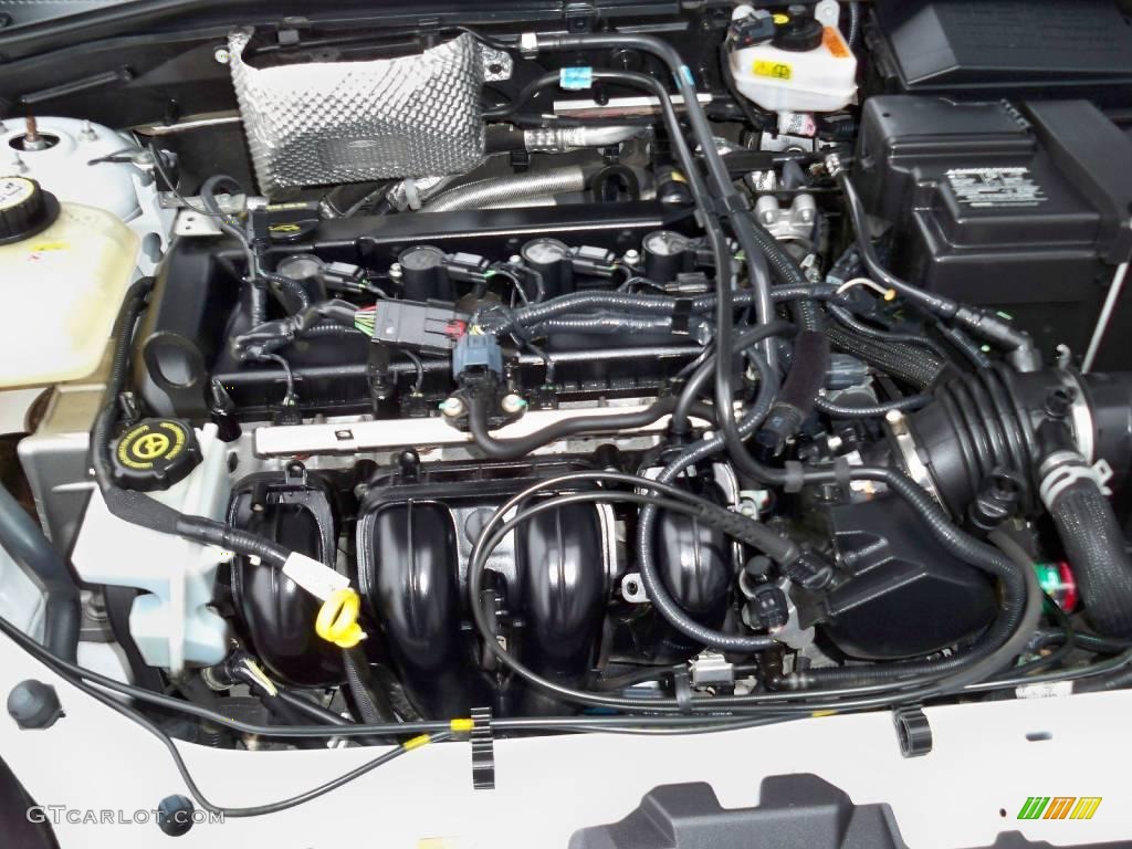 2007 Focus ZX4 SE Sedan - Cloud 9 White / Charcoal/Light Flint photo #7