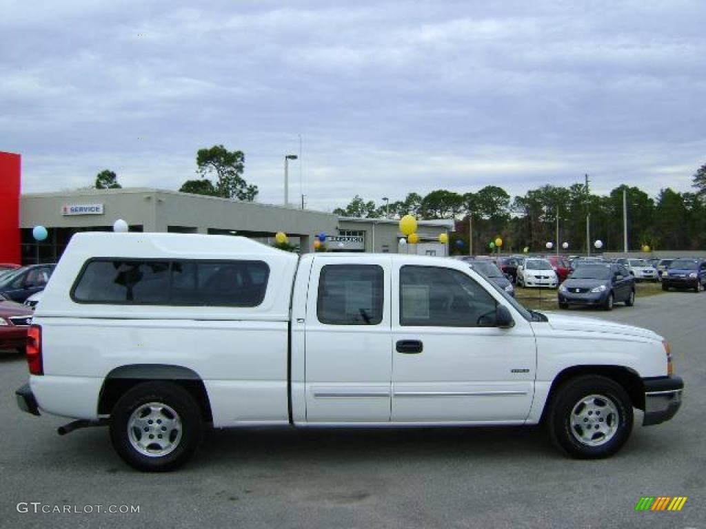 2004 Silverado 1500 LS Extended Cab - Summit White / Medium Gray photo #8