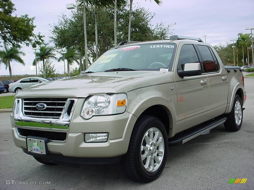 Pueblo Gold Metallic 2007 Ford Explorer Sport Trac Limited Exterior Photo #2096326