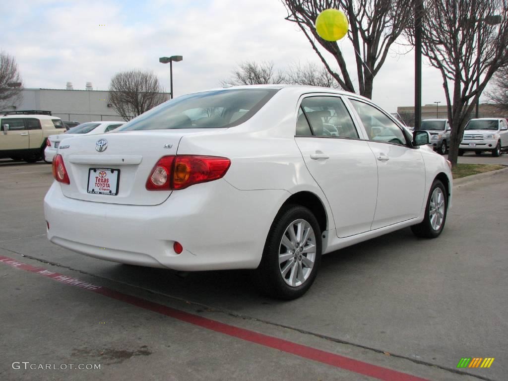2009 Corolla LE - Super White / Bisque photo #6