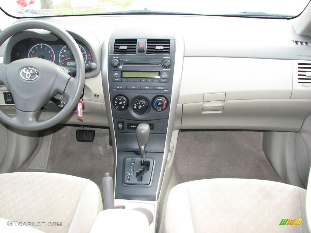 2009 Corolla LE - Super White / Bisque photo #11